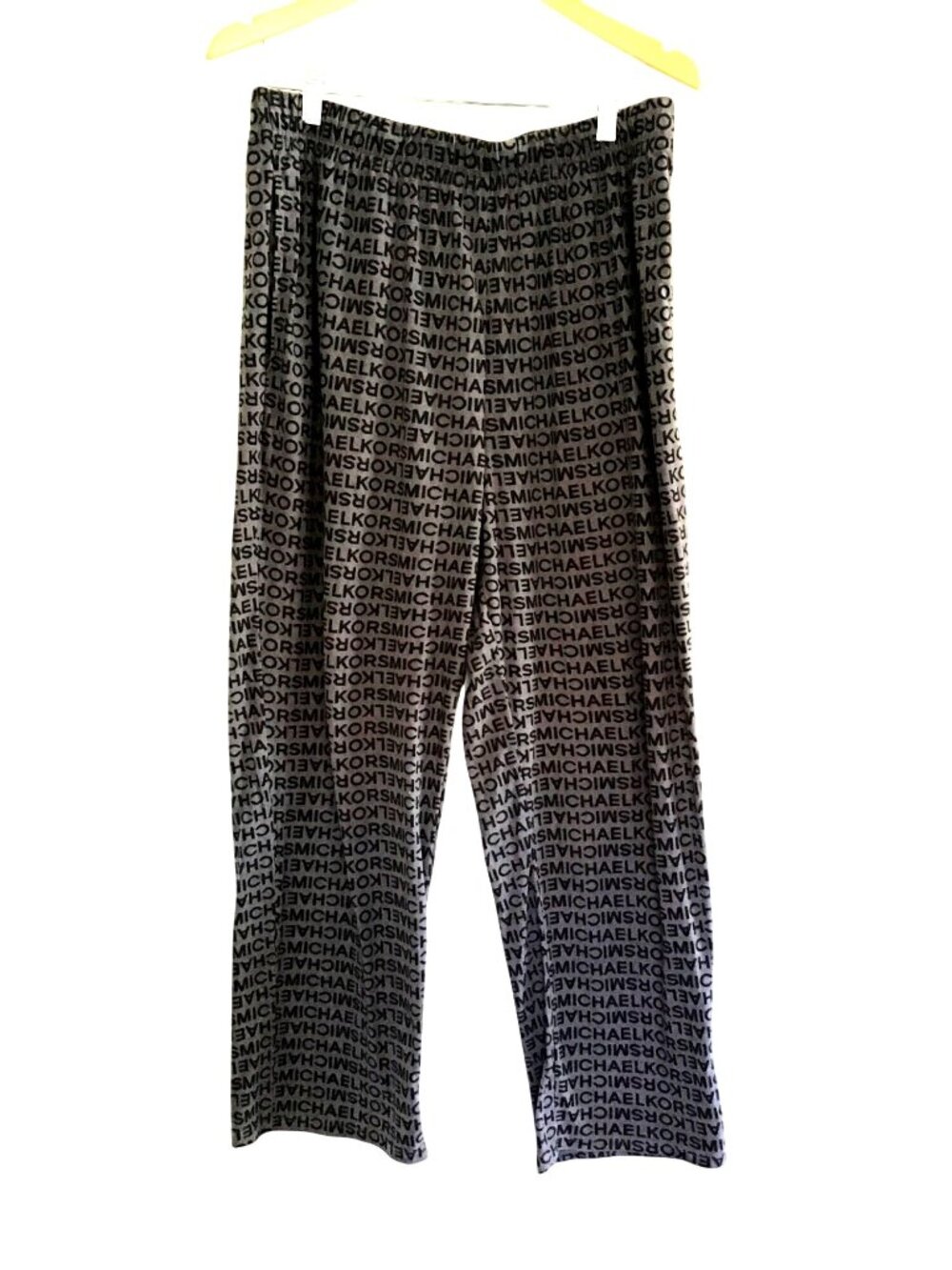 MICHAEL KORS- WOMENS GREY/BLACK SOFT PAJAMA BOTTOMS SIZE MEDIUM